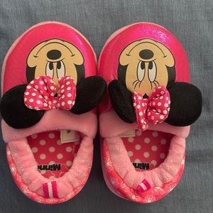 Minnie Mouse slippers
